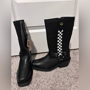 NWT Harley Davidson Korsen Harness Women’s Boots